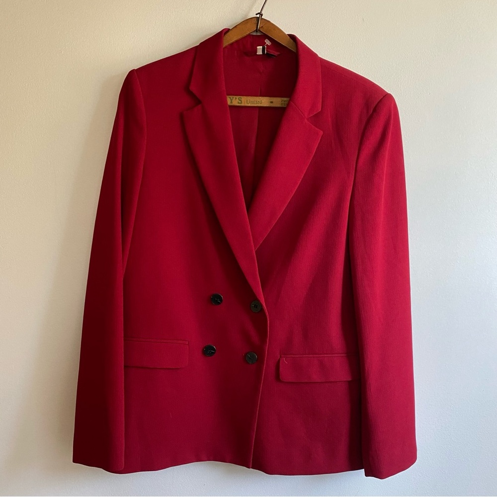 SOLDDeep red boxy blazer ✨